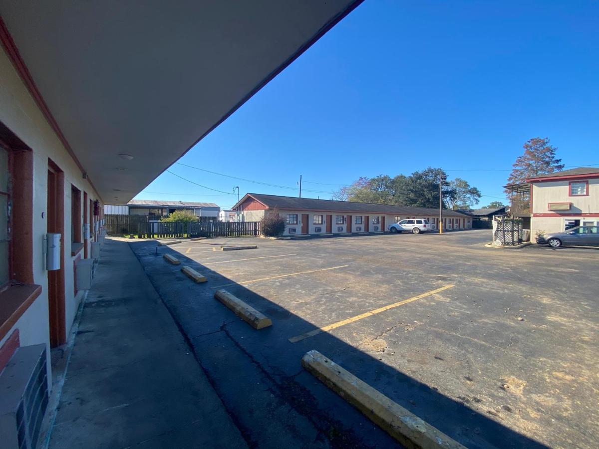 Relax Inn-Plaquemine Exterior photo